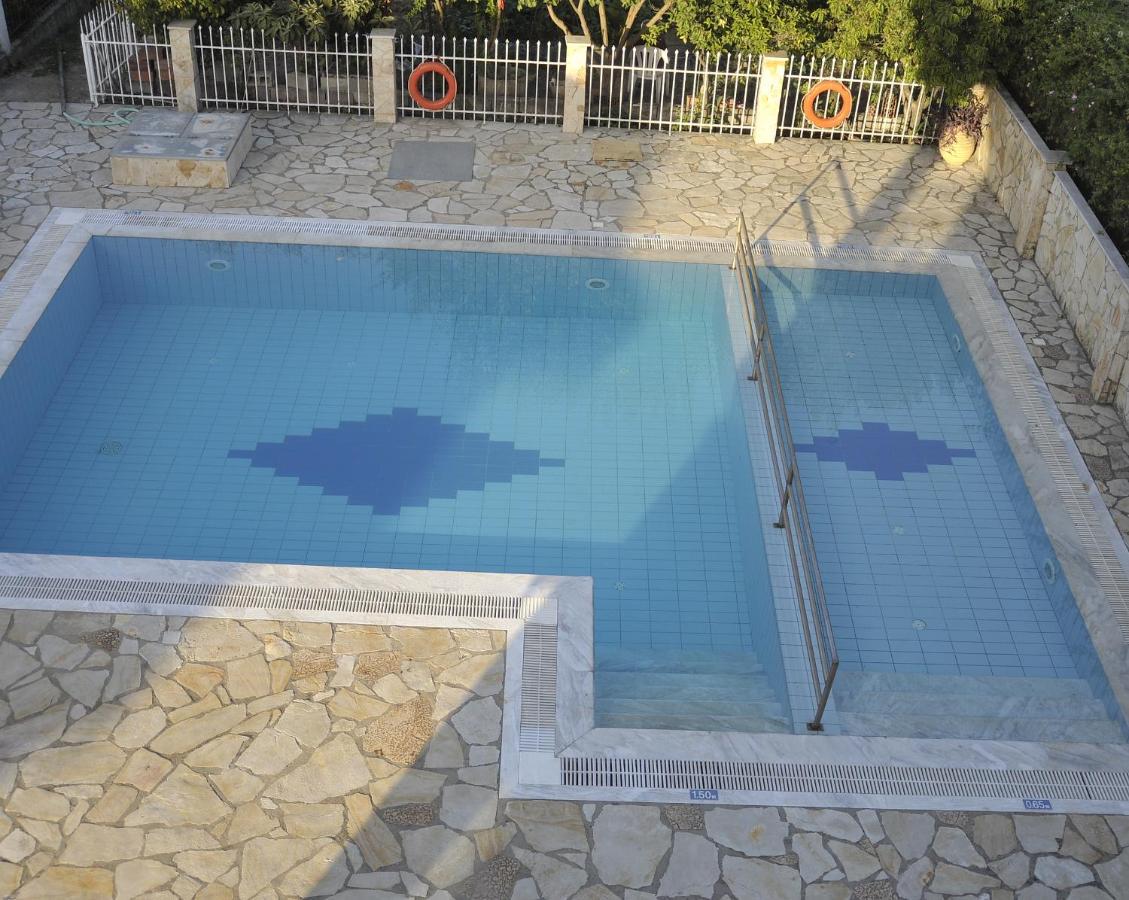 Spiros Athinaios Apartment'S Dassia (Corfu) Exterior foto